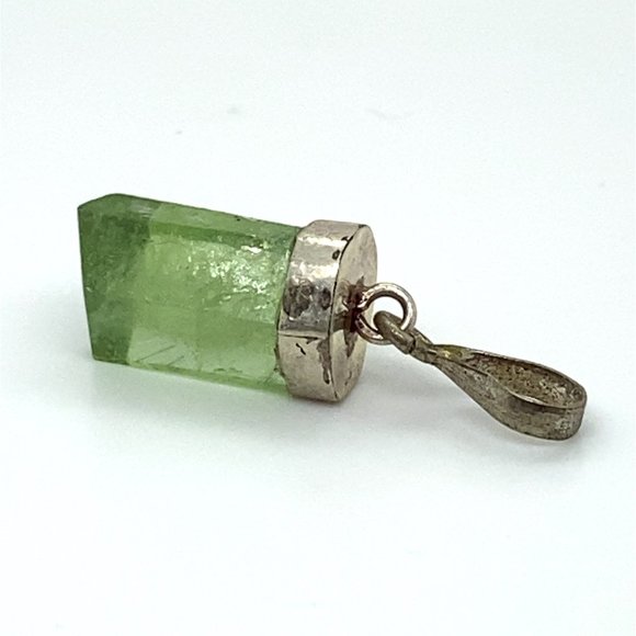 Peridot Crystal 12.05ct Solid 925 Sterling Silver Pendant - Picture 3 of 6